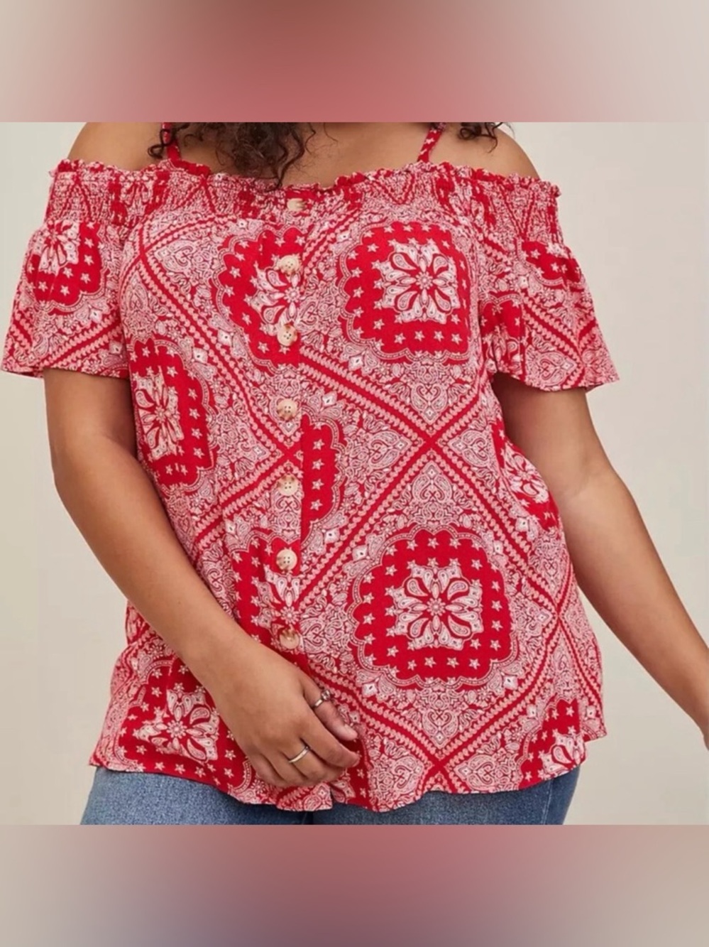 3/$22🩶 Torrid Crepe Smocked Cold Shoulder Top Bandana Red Paisley Plus 3 3X